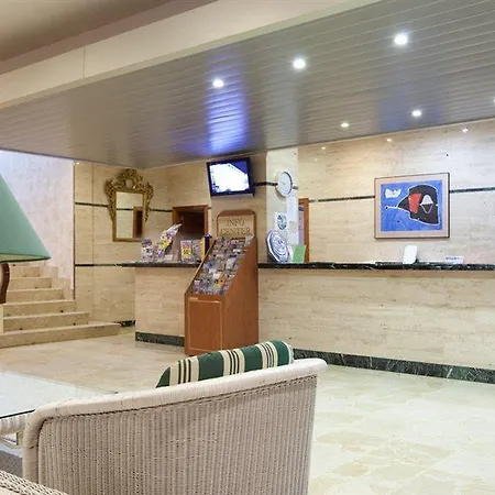 Planet One Hotel 3*