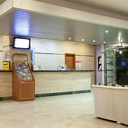Planet One Hotell