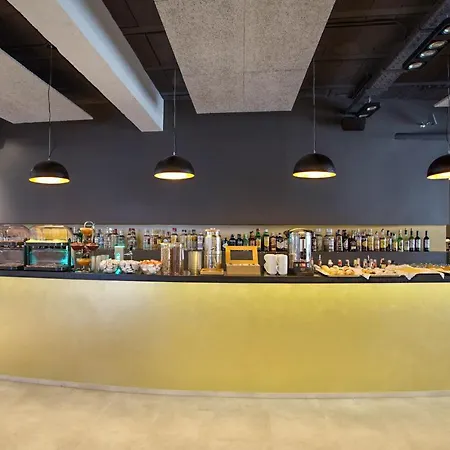 Planet One Hotell